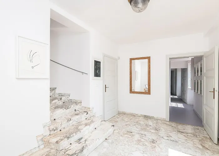 Belvedere By Comorooms * コモ