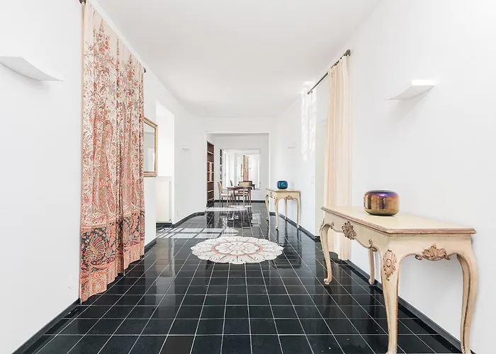 Belvedere By Comorooms