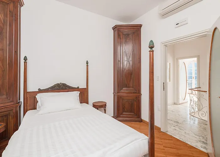 ヴィラ Belvedere By Comorooms *