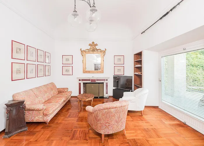 Belvedere By Comorooms *