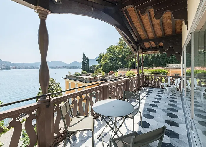 ヴィラ Belvedere By Comorooms