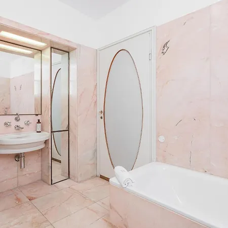 Belvedere By Comorooms Como