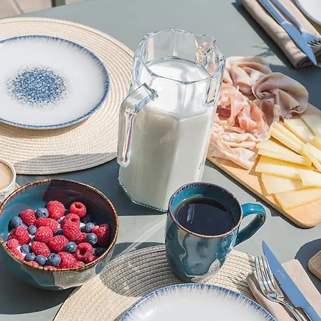 Belvedere By Comorooms *