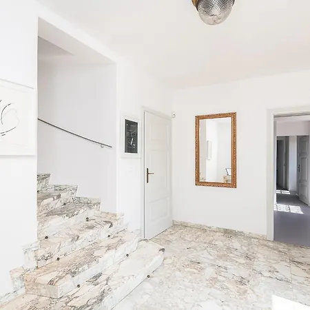 Belvedere By Comorooms * קומו