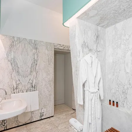 Belvedere By Comorooms *