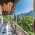 Belvedere By Comorooms Vila