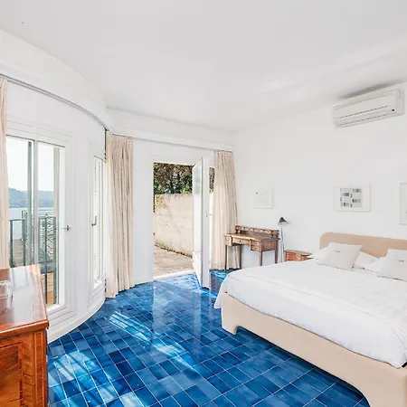 Belvedere By Comorooms Como